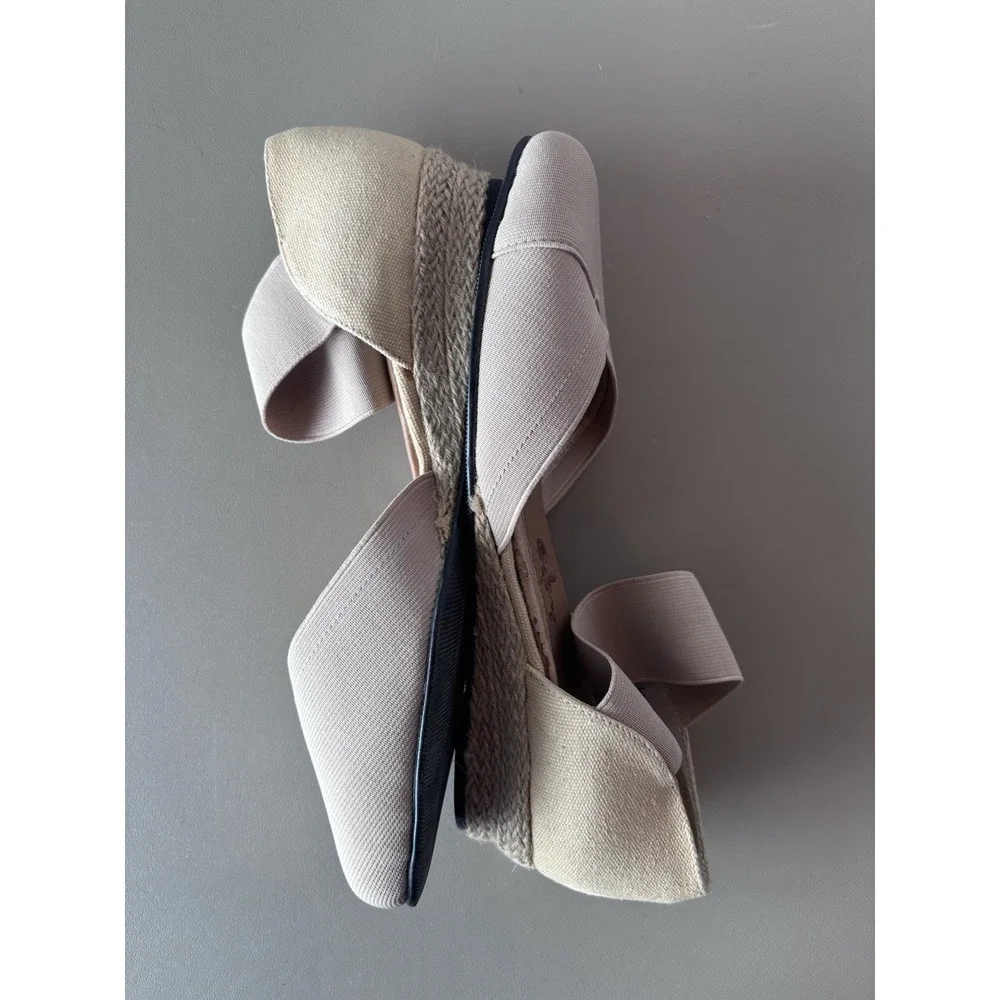 Ros Hommerson Women's 8W Beige Low Heel Wedge Espadrille Shoes‎